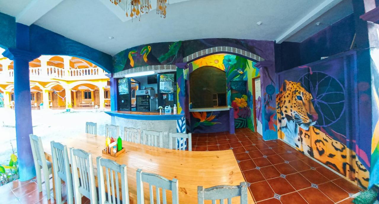 El Mirador De Tansu Hotel Lanquin Exterior photo